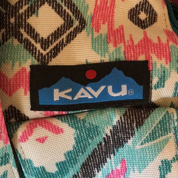 Tribal Print KAVU Bag - Picture 3 of 4